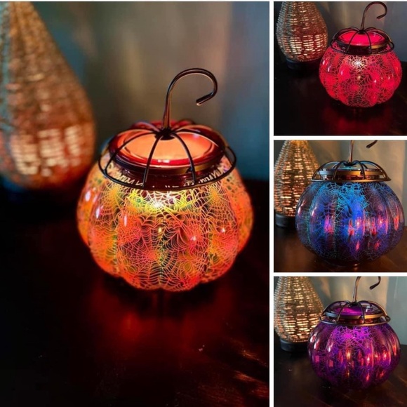New SCENTSY TANGLED WEB PUMPKIN WARMER - Picture 2 of 2
